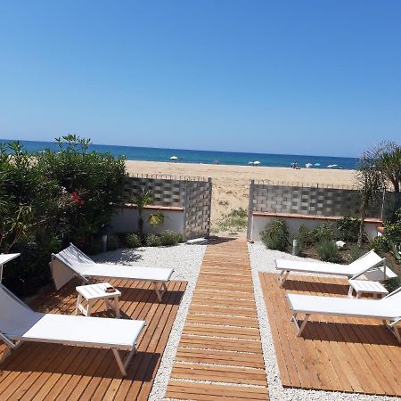 Doride Appartamento Sulla Spiaggia Balestrate Dış mekan fotoğraf
