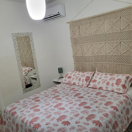 Doride Appartamento Sulla Spiaggia Balestrate Dış mekan fotoğraf