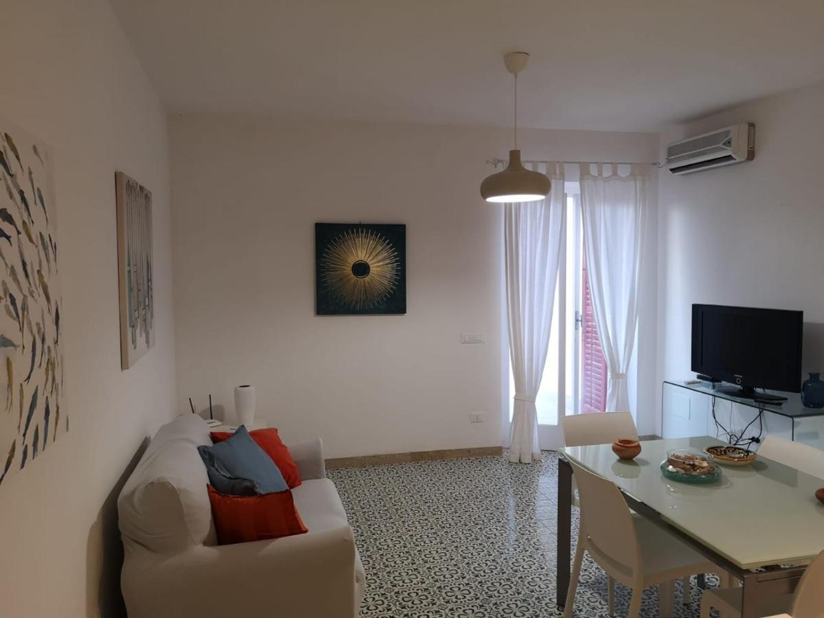 Doride Appartamento Sulla Spiaggia Balestrate Dış mekan fotoğraf